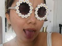 naughty cam girl fingering pussy SarahCharms