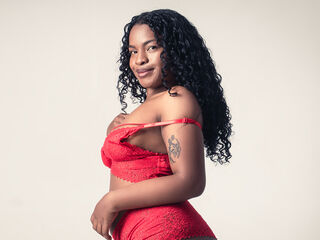 nude webcam SashaFerrer