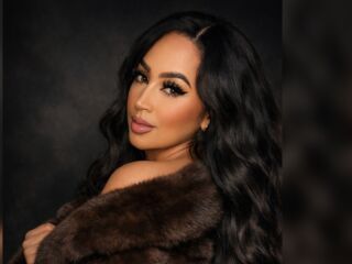 live webcam SharlinMoreva