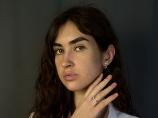 cam girl masturbating with sextoy ShelaCurren