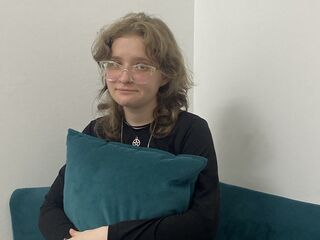 camgirl video chat room SherylBloom