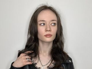 naughty camgirl masturbating with vibrator TenishaSeebold