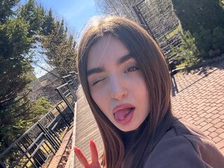 beautiful cam girl ValarieZohn