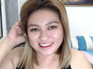 hot cam girl fingering pussy VaniaManriquez