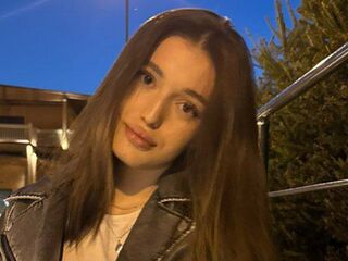 hot cam girl fingering pussy VeronicaColle