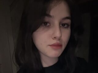hot chatroom WandaDillard