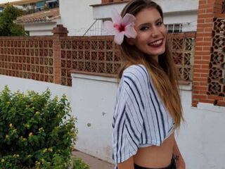 fingering girl cam picture ZayraMyer