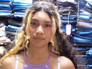 sexy camgirl ZoeFletcher